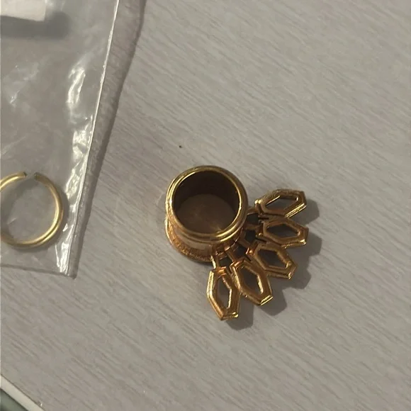 Tawapa  Rose Gold Eyelet Tunnel (one available.) 1/2” (12.7mm) - Picture 3 of 8